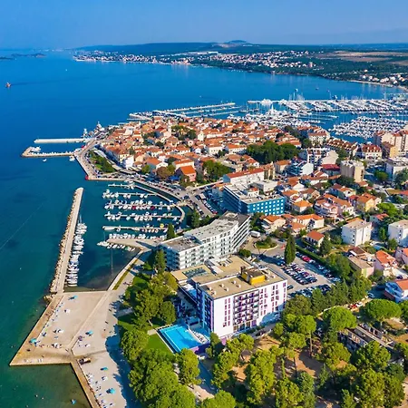 With Parking Space Biograd Na Moru, Biograd - 22475 Appartement *