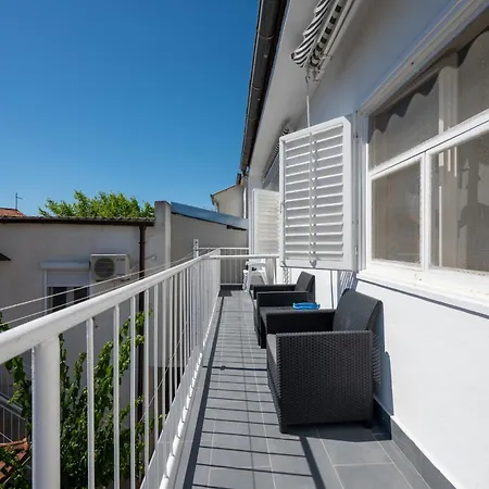 Appartement With Parking Space Biograd Na Moru, Biograd - 22475 *