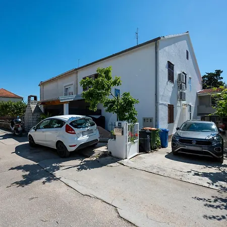 Appartement With Parking Space Biograd Na Moru, Biograd - 22475 *