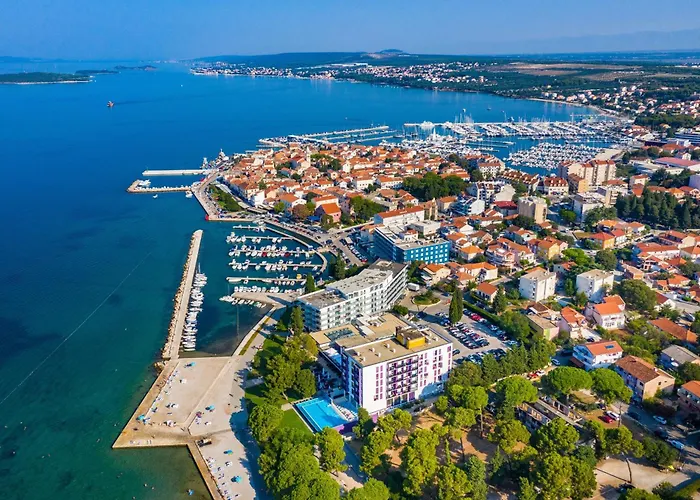 With Parking Space Biograd Na Moru, Biograd - 22475 アパート *
